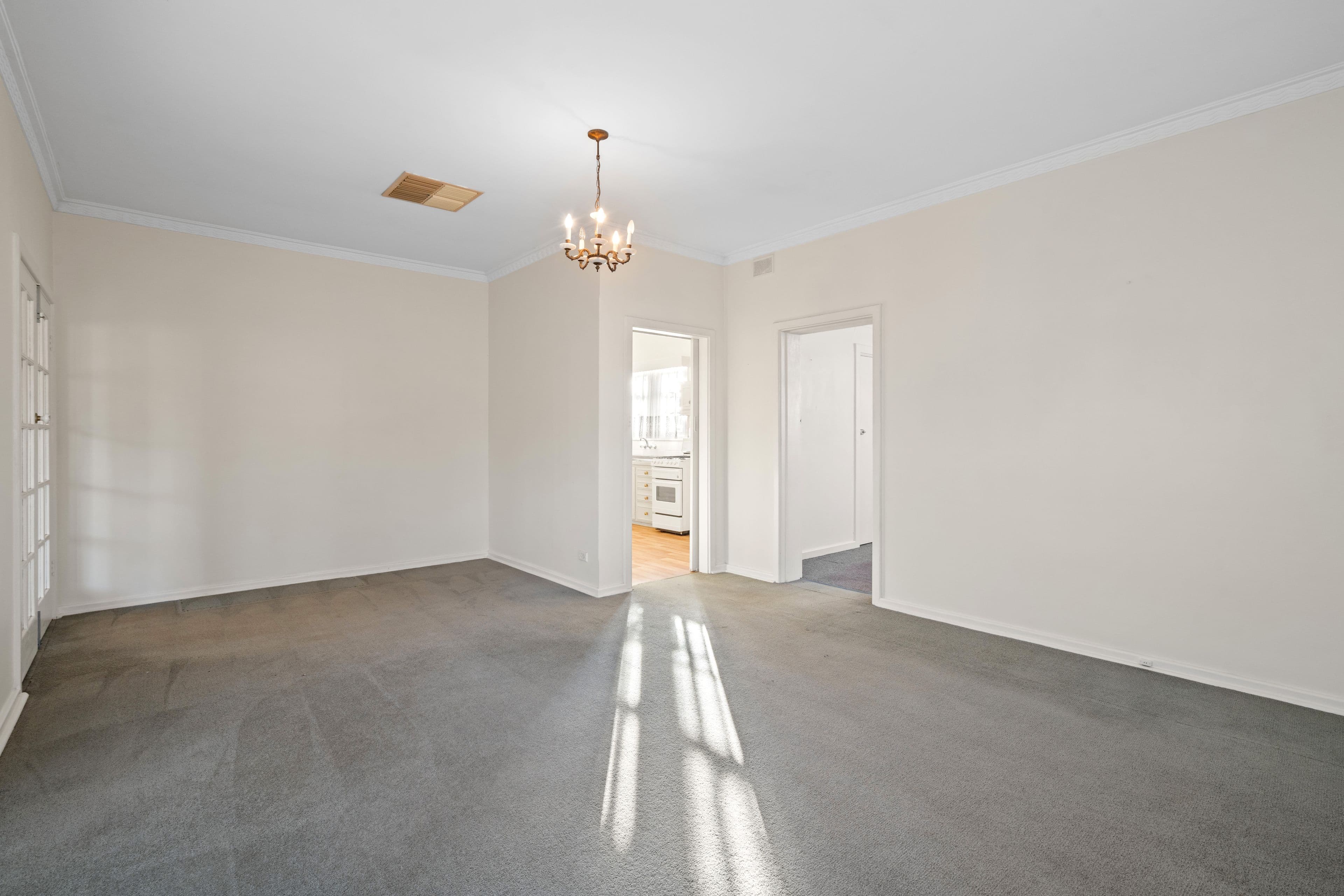 9 Wald Avenue, Semaphore South SA 5019, Semaphore South - Thumbnail 2