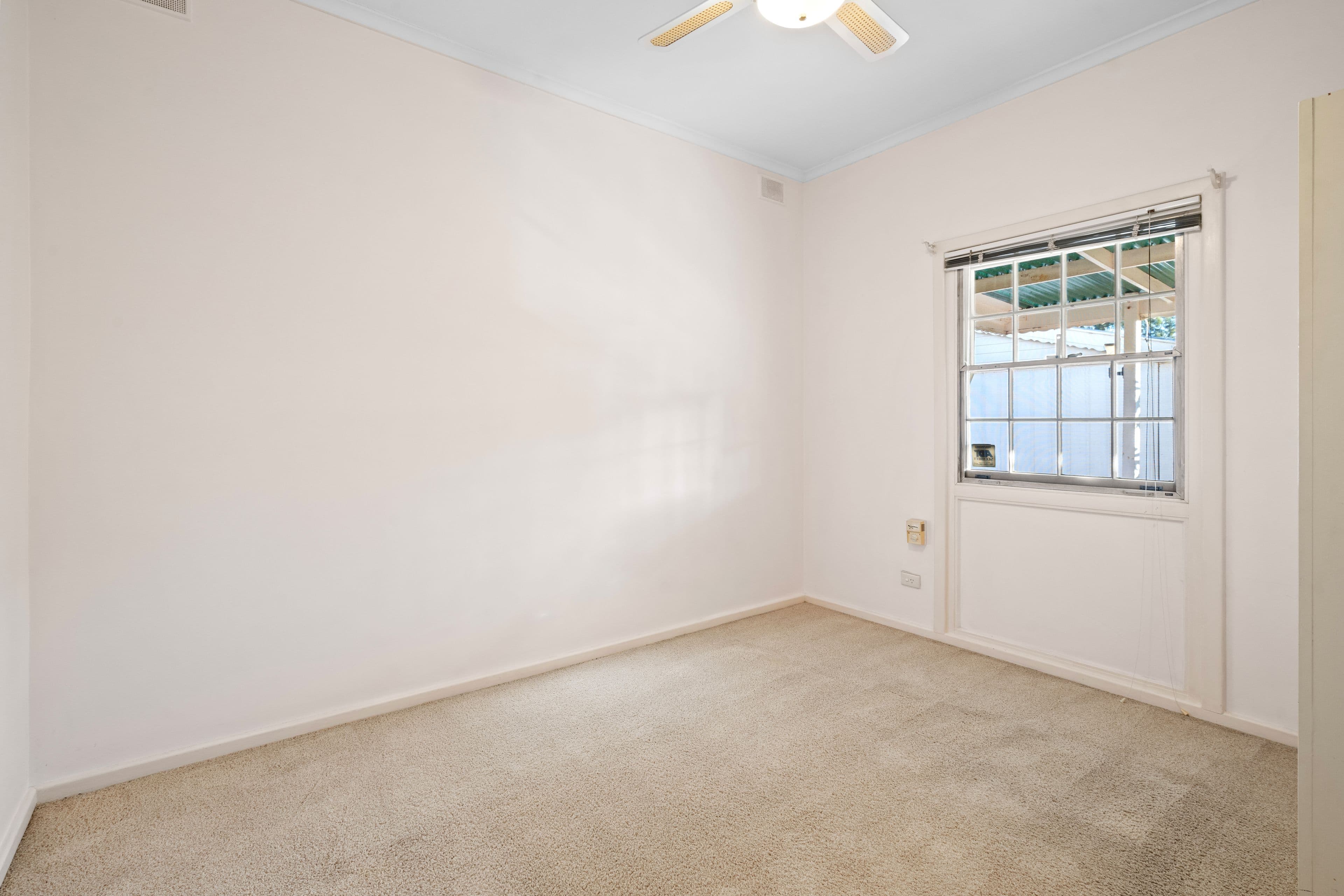 9 Wald Avenue, Semaphore South SA 5019, Semaphore South - Thumbnail 5