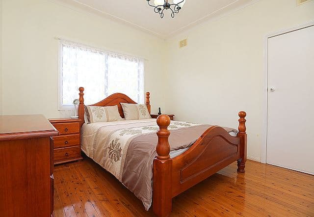 4 Leitz Street, Liverpool NSW 2170, Liverpool - Thumbnail 2