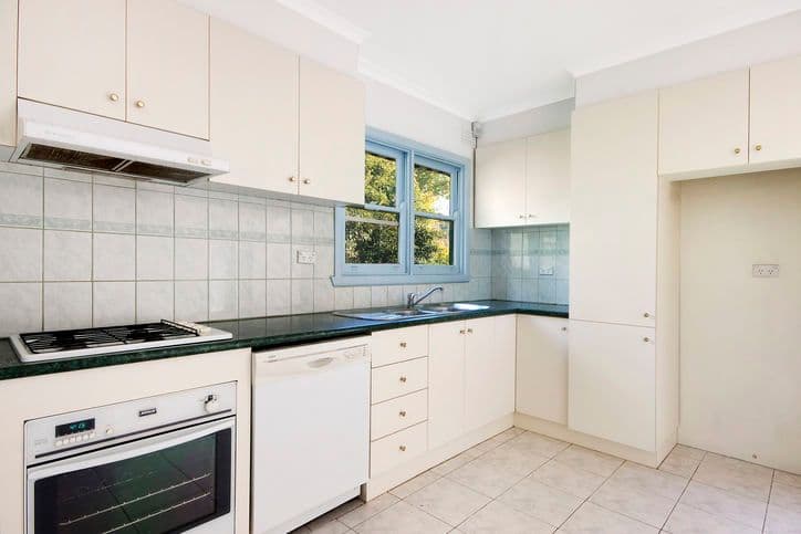 12 Coolabah Street, DONCASTER VIC 3108, Doncaster - Thumbnail 4