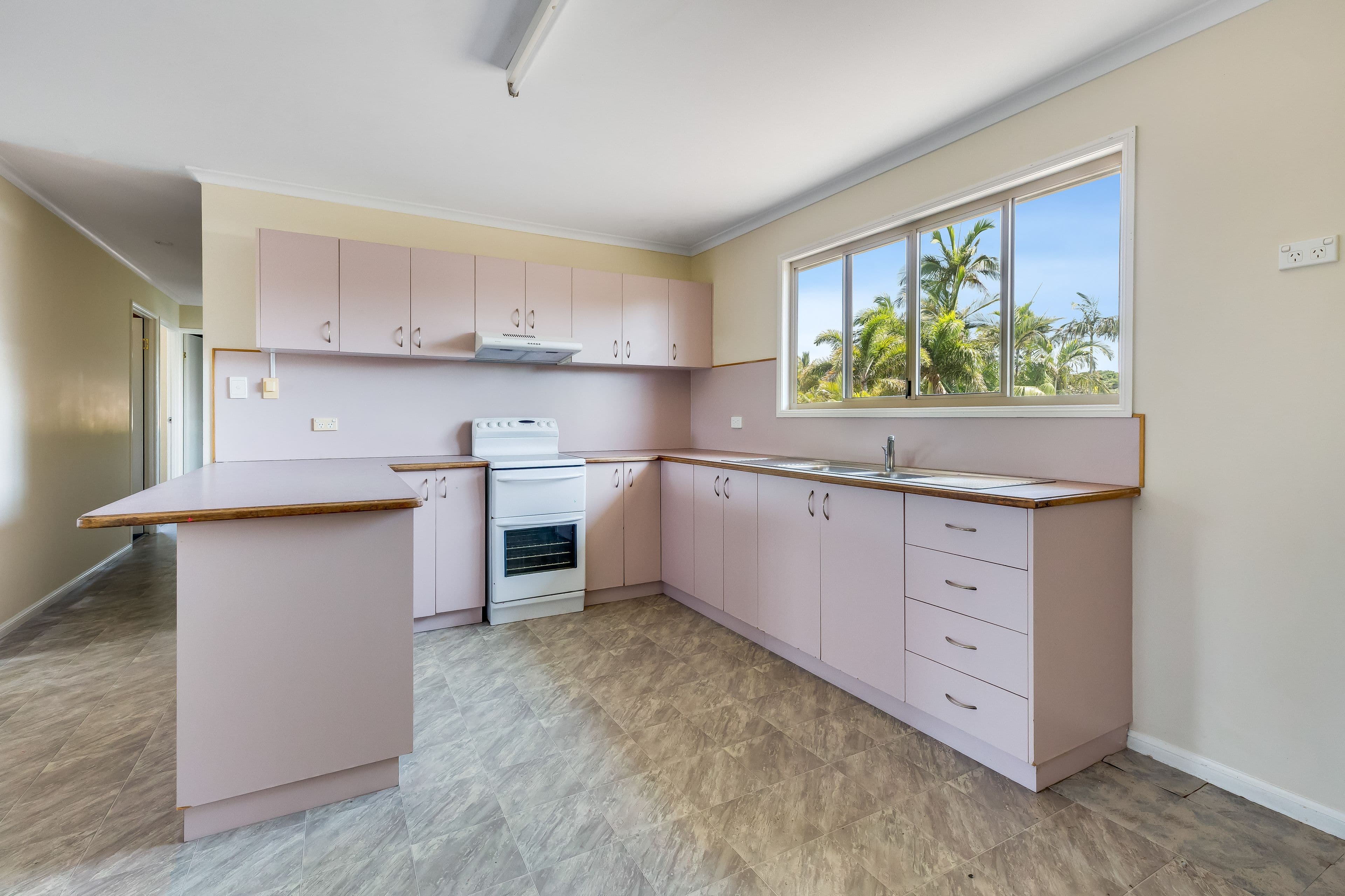 13 Amhurst Street, Slade Point QLD 4740, Slade Point - Thumbnail 5
