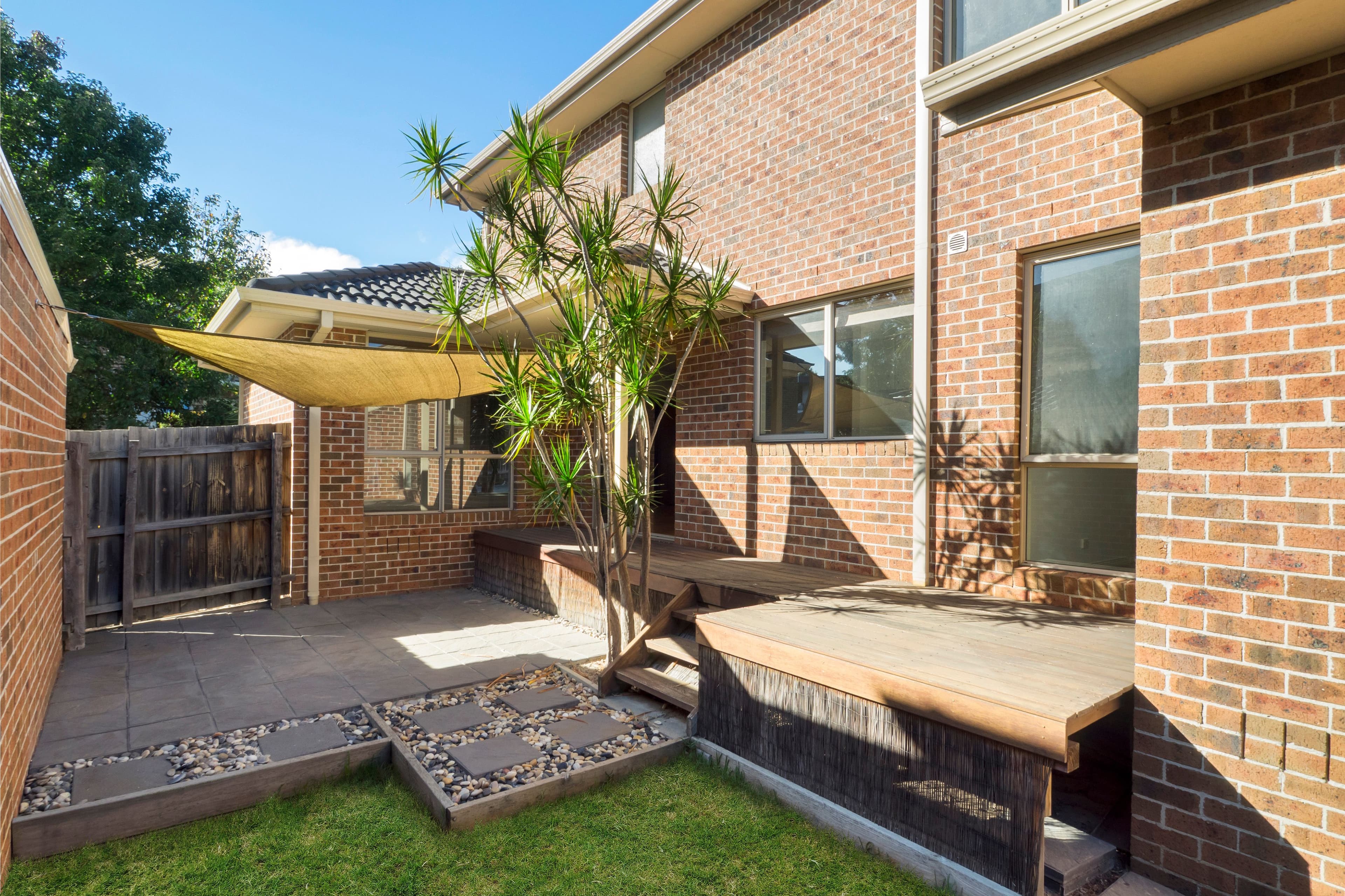 11 Churchill Avenue, Chadstone VIC 3148, Chadstone - Thumbnail 2