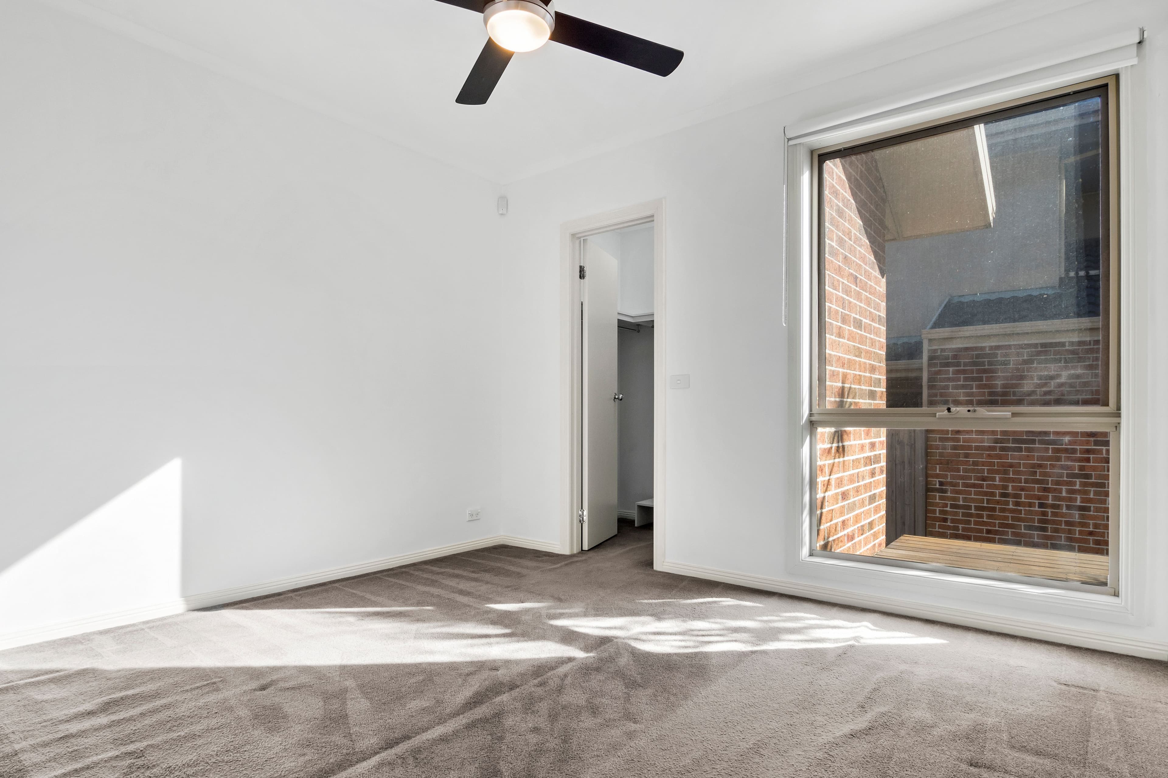 11 Churchill Avenue, Chadstone VIC 3148, Chadstone - Thumbnail 6
