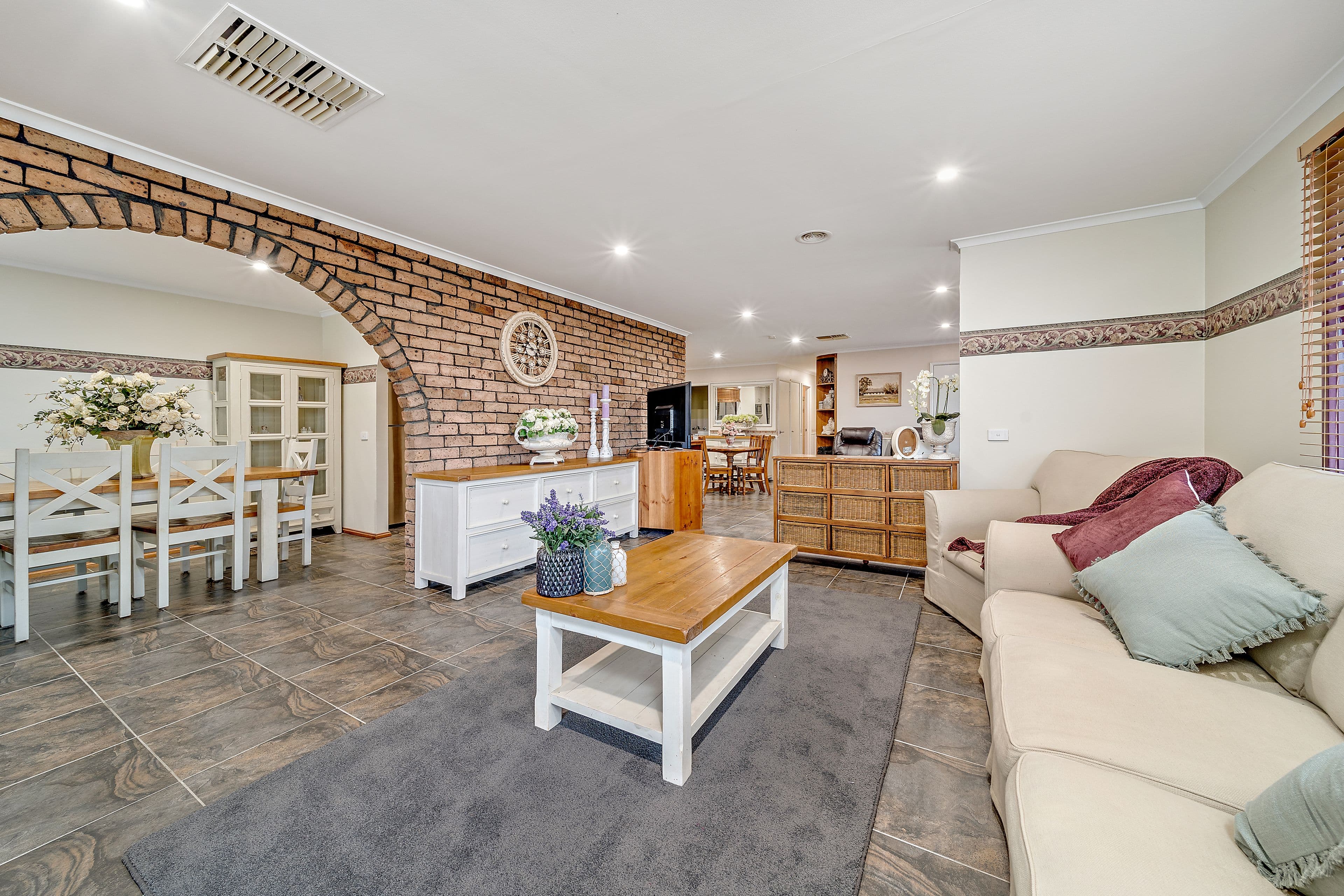43 Mannheim Street, Kambah ACT 2902, Kambah - Thumbnail 3
