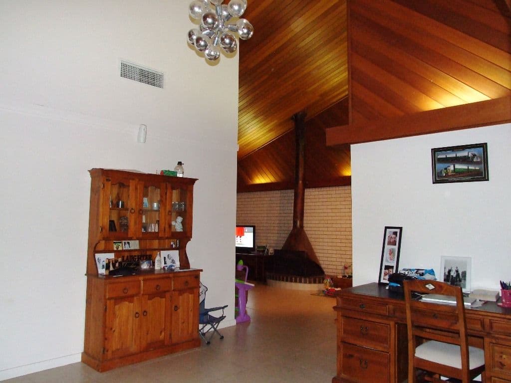 29 Crane Street, Longreach QLD 4730, Longreach - Thumbnail 3