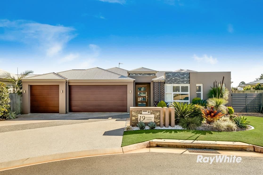 19 Daniells Close, Middle Ridge QLD 4350, Middle Ridge - Image 1