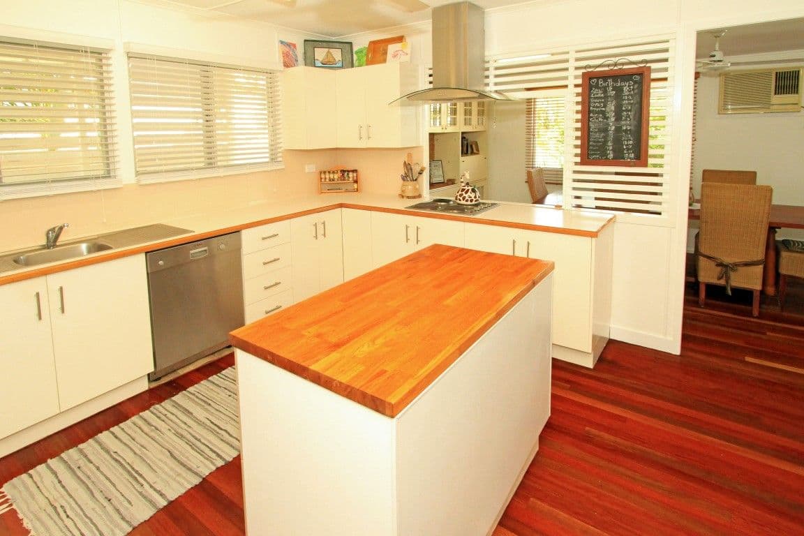 24 Busby Street, WEST ROCKHAMPTON QLD 4700, West Rockhampton - Thumbnail 2