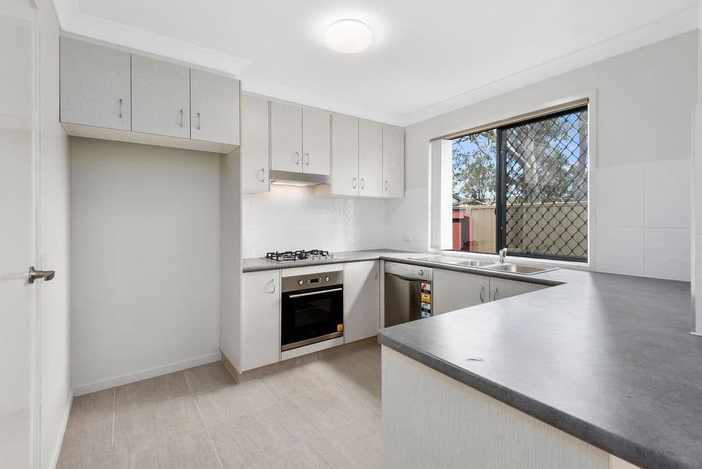 11 Lexi Street, Glenvale QLD 4350, Glenvale - Thumbnail 3