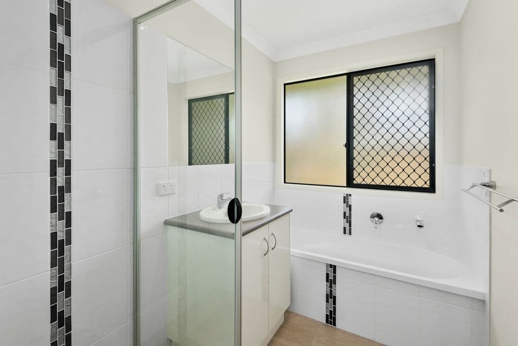 11 Lexi Street, Glenvale QLD 4350, Glenvale - Thumbnail 5