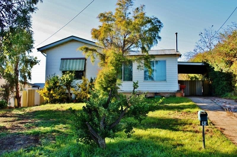 18 Templemore Street, YOUNG NSW 2594, Young - Image 1