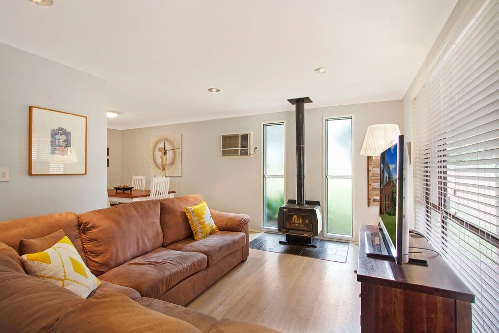 7 Nightingale Square, Glossodia - Thumbnail 3