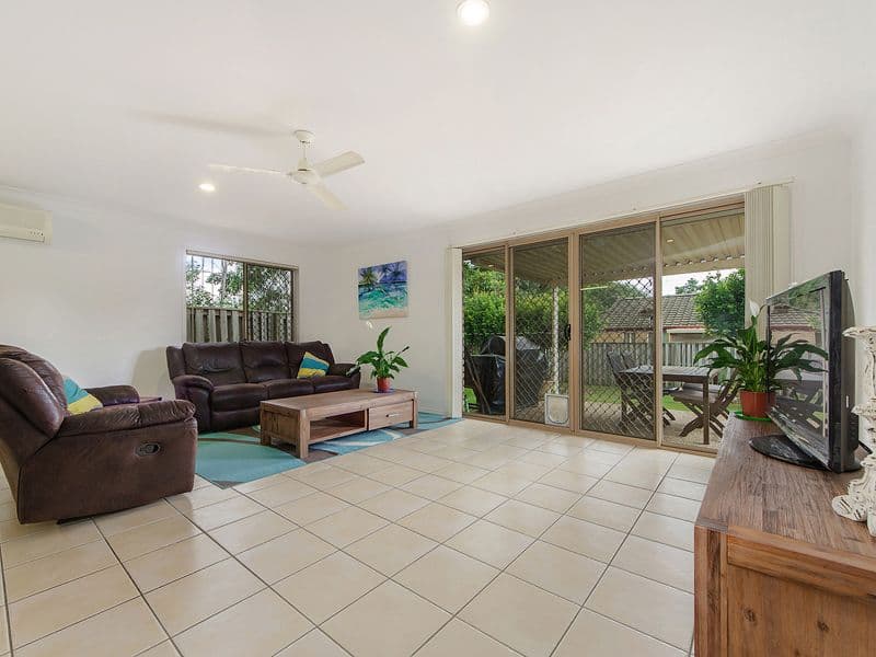 15 Murrayfield Place, Merrimac QLD 4226, Merrimac - Thumbnail 5