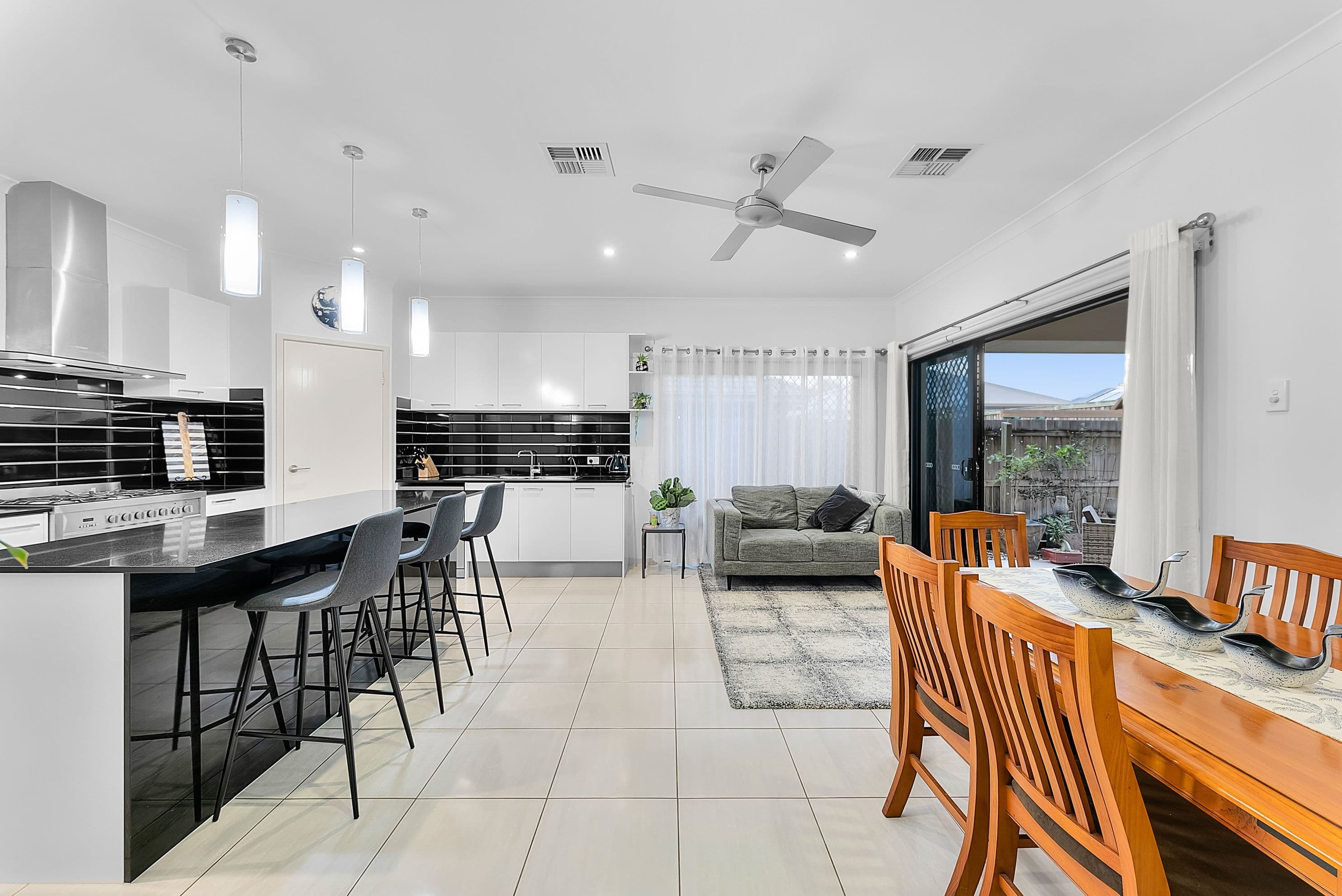 12 Nullarbor Circuit, North Lakes QLD 4509, North Lakes - Thumbnail 2