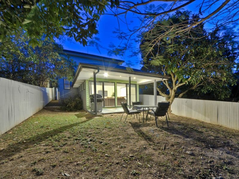 8 Favius Avenue, SEVEN HILLS QLD 4170, Seven Hills - Thumbnail 6