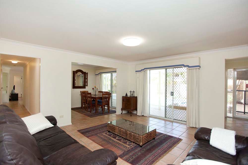 18 Pindari Crescent, Wishart QLD 4122, Wishart - Thumbnail 3