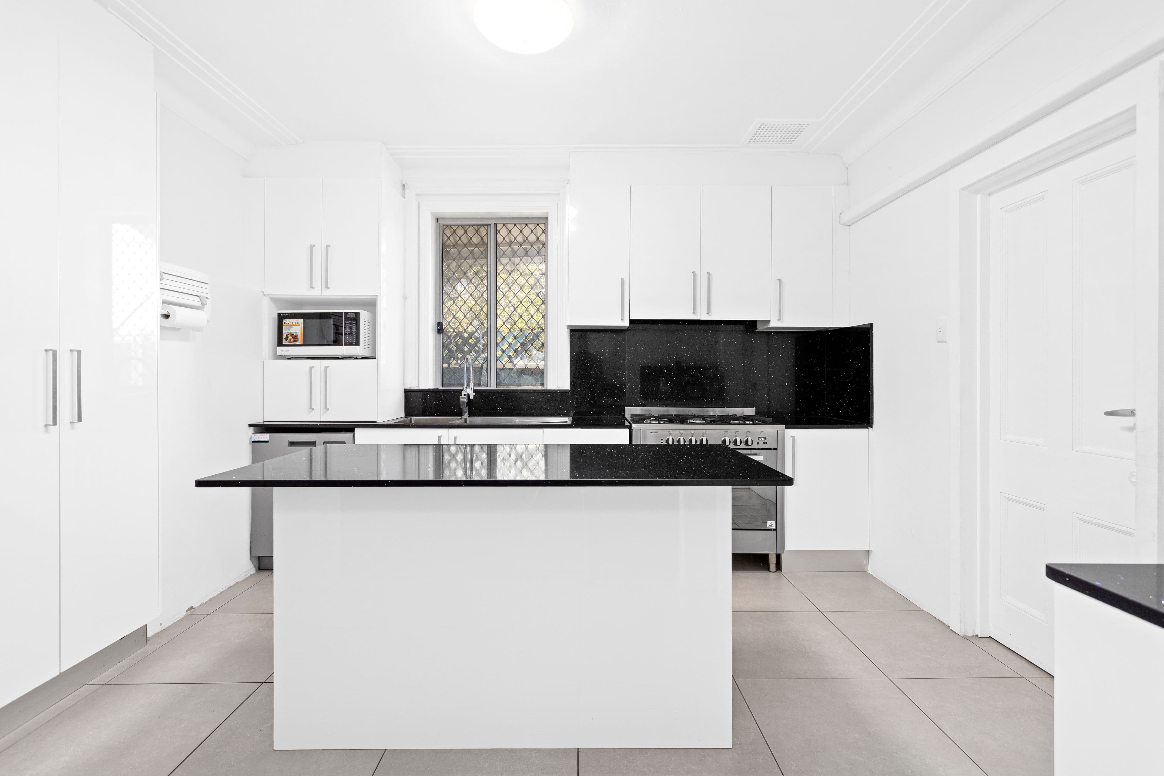 252 Forest Road, Bexley NSW 2207, Rockdale - Thumbnail 3