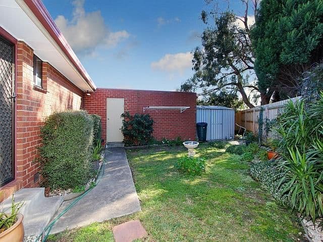 2 Pearl Court, MILL PARK VIC 3082, Mill Park - Thumbnail 8