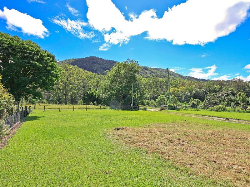 8 Kirk Road, CEDAR CREEK QLD 4520, Cedar Creek - Thumbnail 8