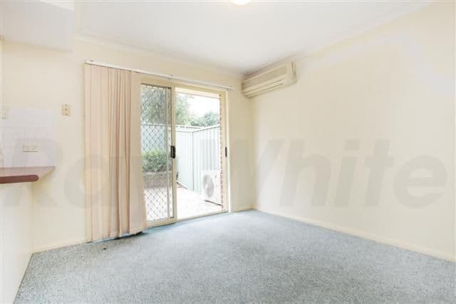 44-46 Luttrell Street, GLENMORE PARK NSW 2745, Glenmore Park - Thumbnail 5