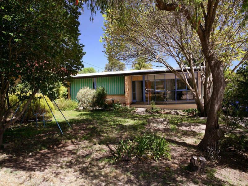 10 Lynore Road, RIDGEHAVEN SA 5097, Ridgehaven - Thumbnail 2