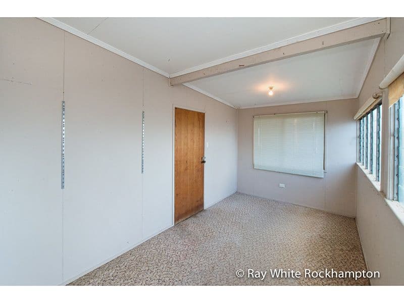 35 Wentworth Terrace, THE RANGE QLD 4700, The Range - Thumbnail 6