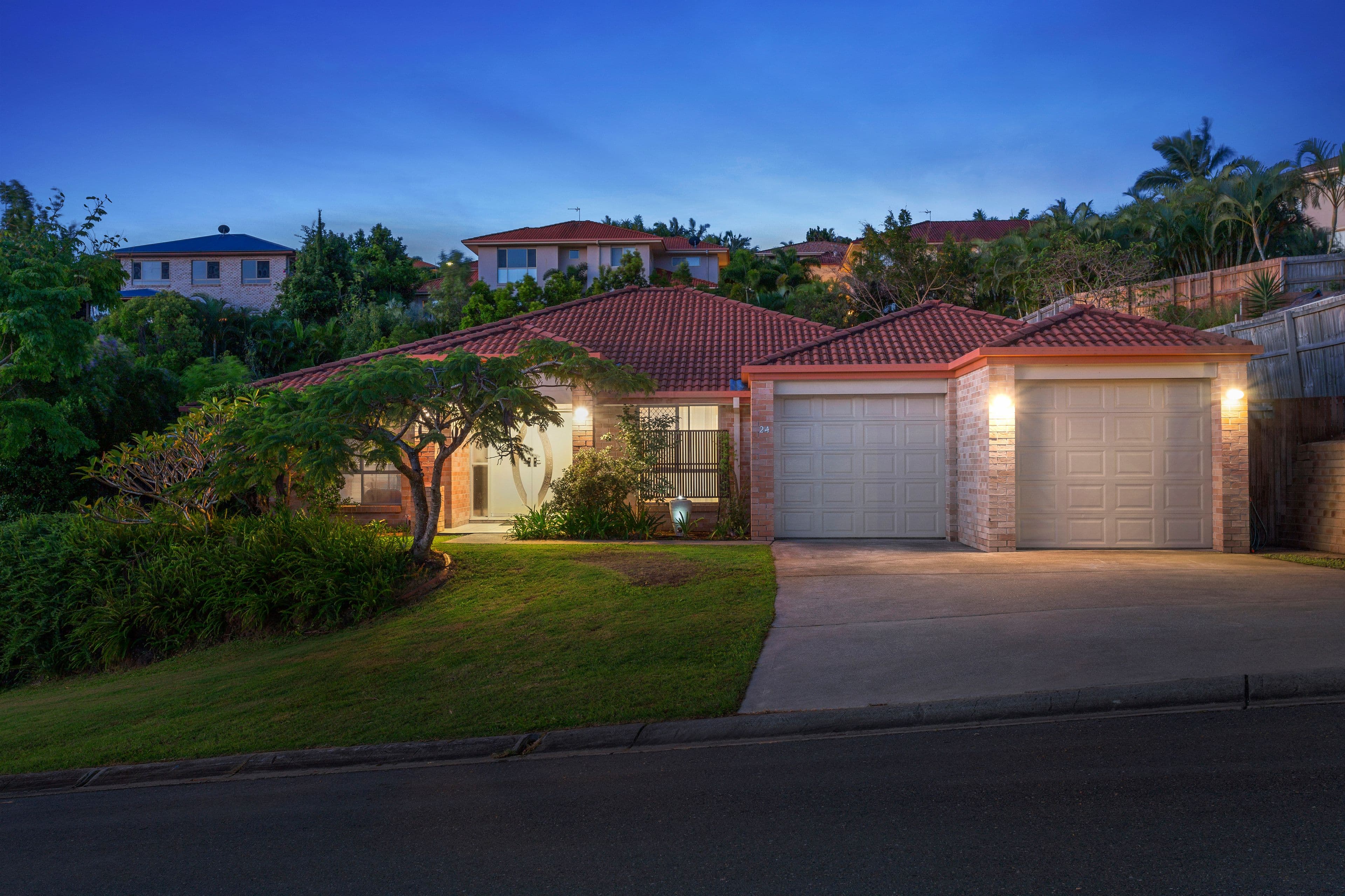24 Sky Royal Terrace, Burleigh Heads QLD 4220, Burleigh Heads - Thumbnail 2