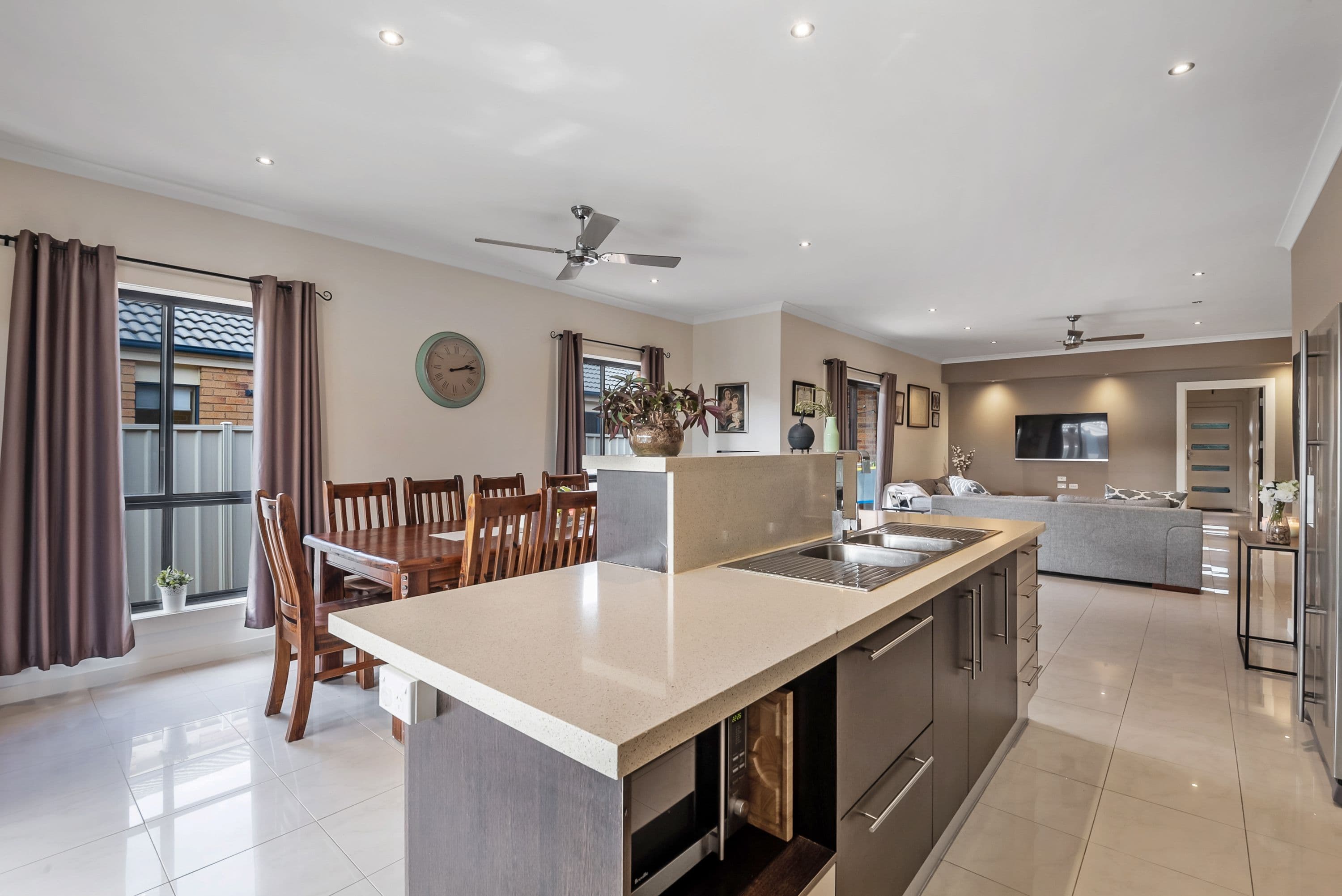 23 Noble Way, Sunbury, Sunbury - Thumbnail 7