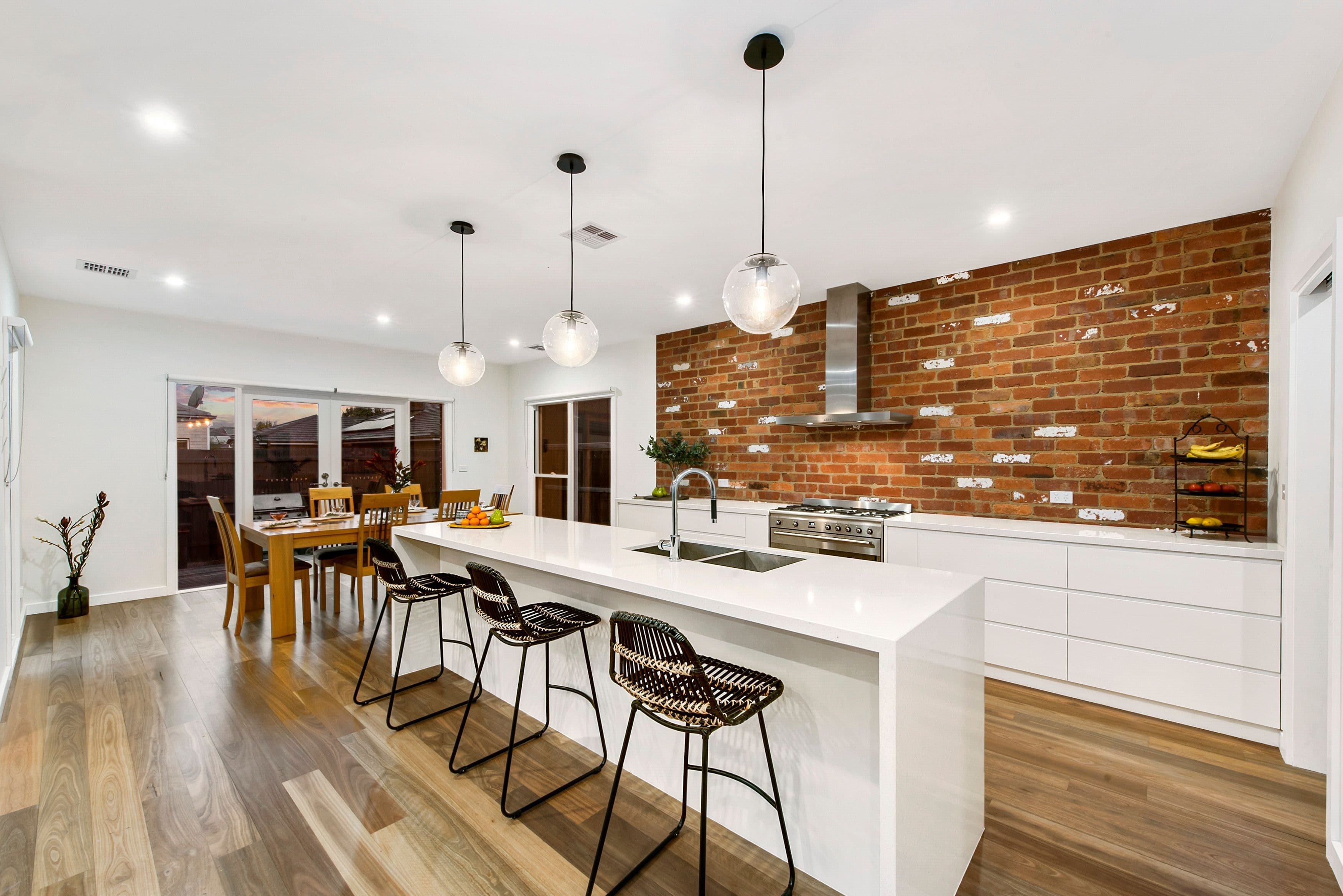 9 Wakefield Road, Taylors Hill VIC 3037, Taylors Hill - Thumbnail 2