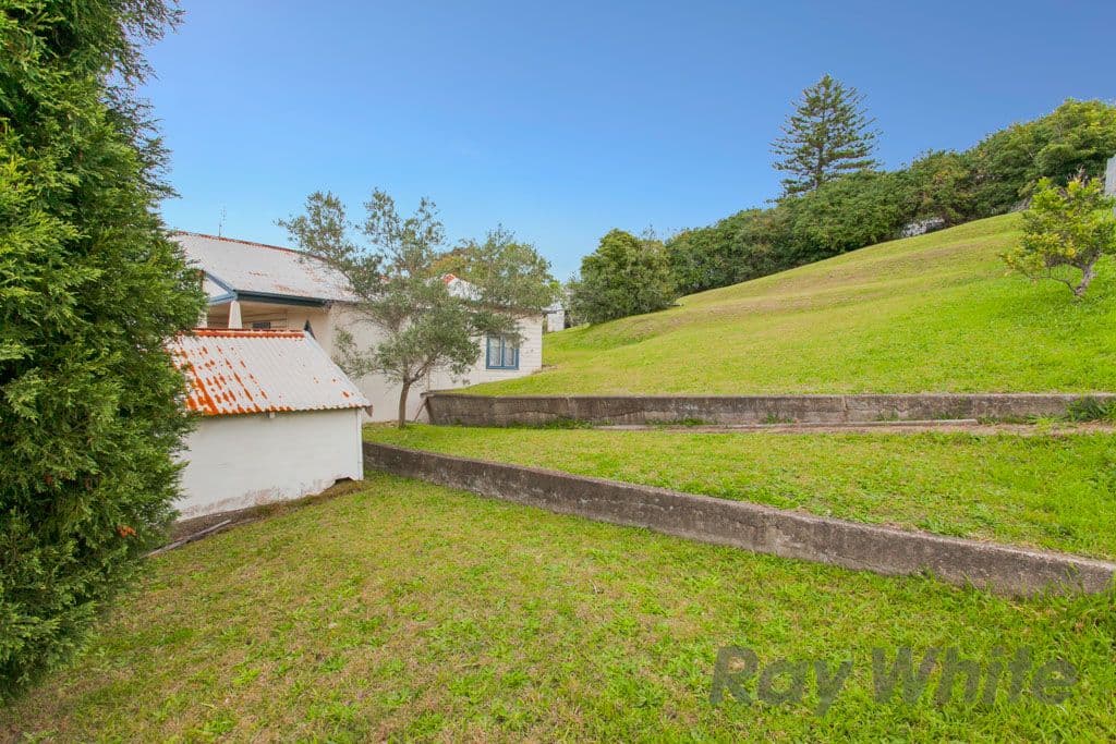 24 Illawarra Avenue, CARDIFF NSW 2285, Cardiff - Thumbnail 4