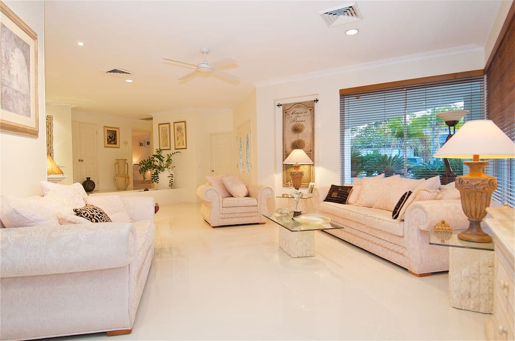 1 Jarvis Place, Arundel QLD 4214, Arundel - Thumbnail 5