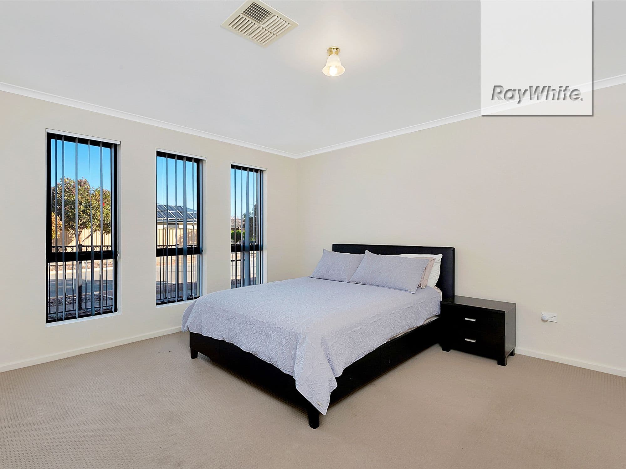 16 Spinnaker Way, Corlette NSW 2315, Corlette - Thumbnail 4