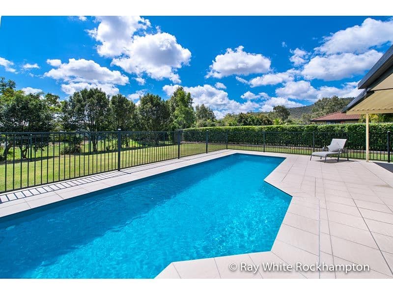 13 Cypress Avenue, NORMAN GARDENS QLD 4701, Norman Gardens - Thumbnail 2