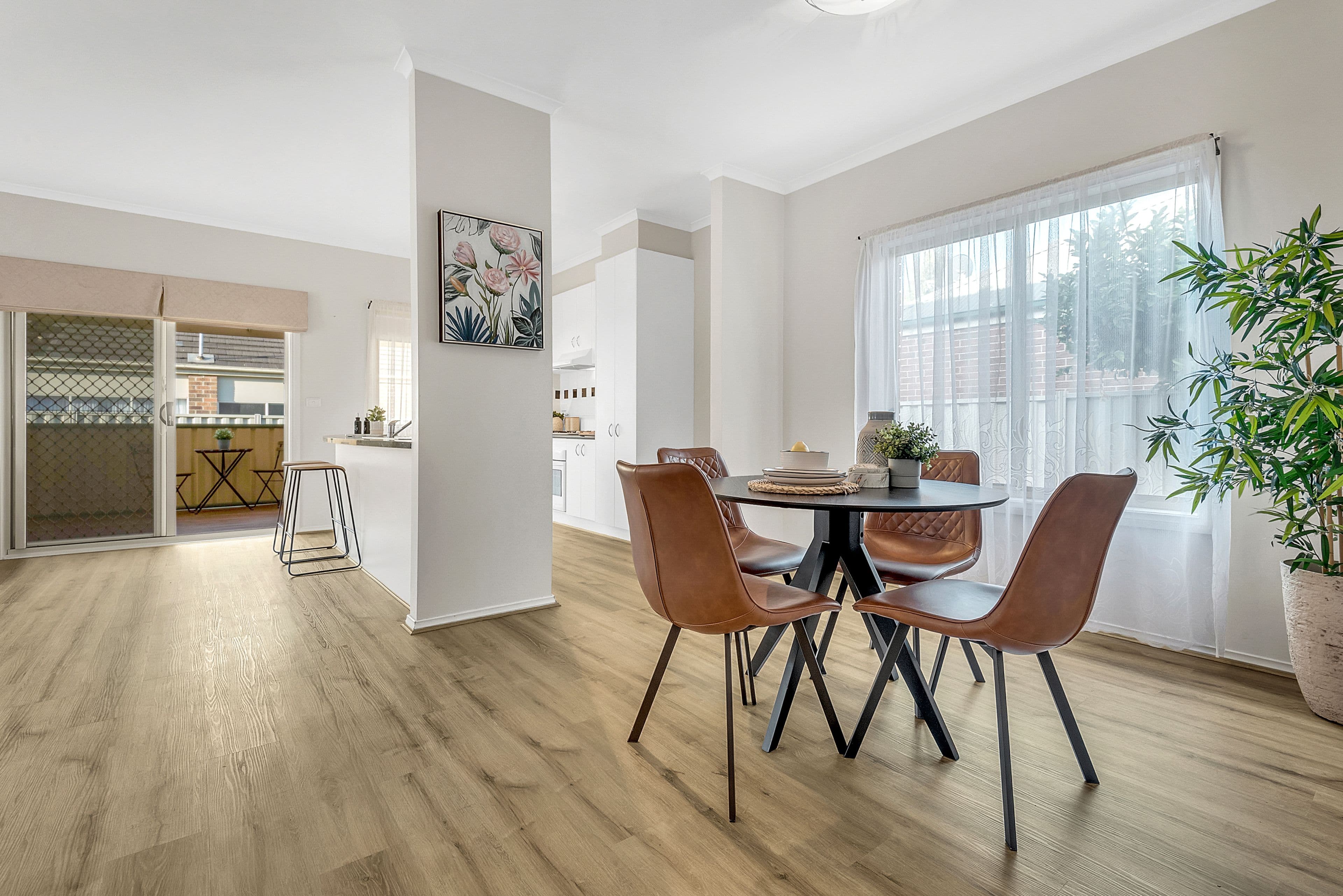 31 Woodlea Crescent, Craigieburn VIC 3064, Craigieburn - Thumbnail 5