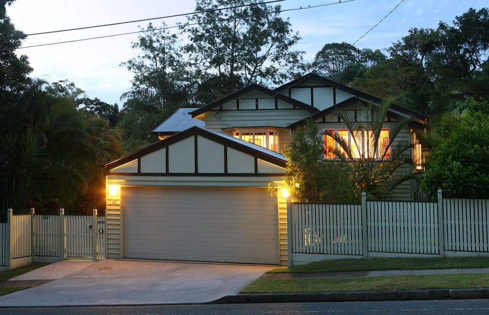 26 Abbotsleigh Street, HOLLAND PARK QLD 4121, Holland Park - Image 1