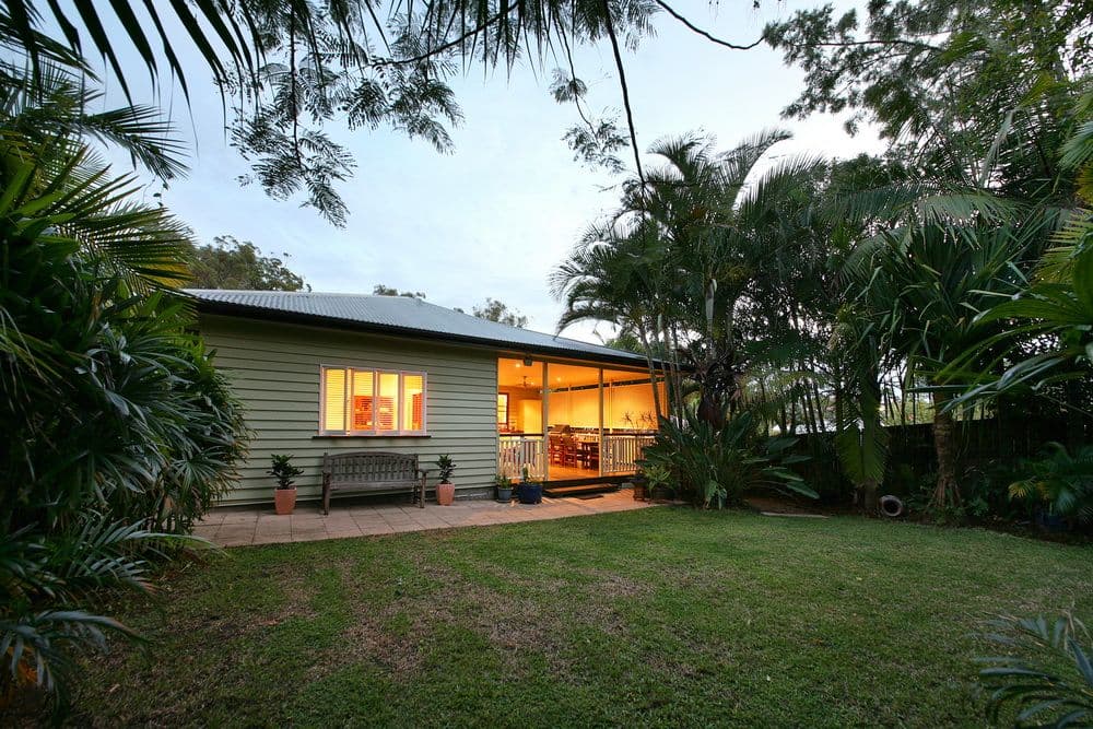26 Abbotsleigh Street, HOLLAND PARK QLD 4121, Holland Park - Thumbnail 2