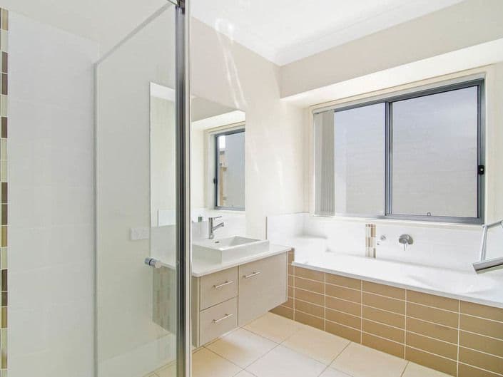 99 O'Reilly Drive, Coomera QLD 4209, Coomera - Thumbnail 7