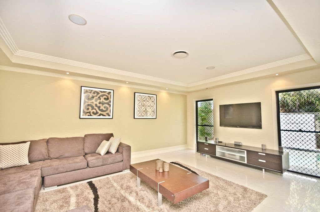 10 Waterview Crescent, Sorrento QLD 4217, Sorrento - Thumbnail 5