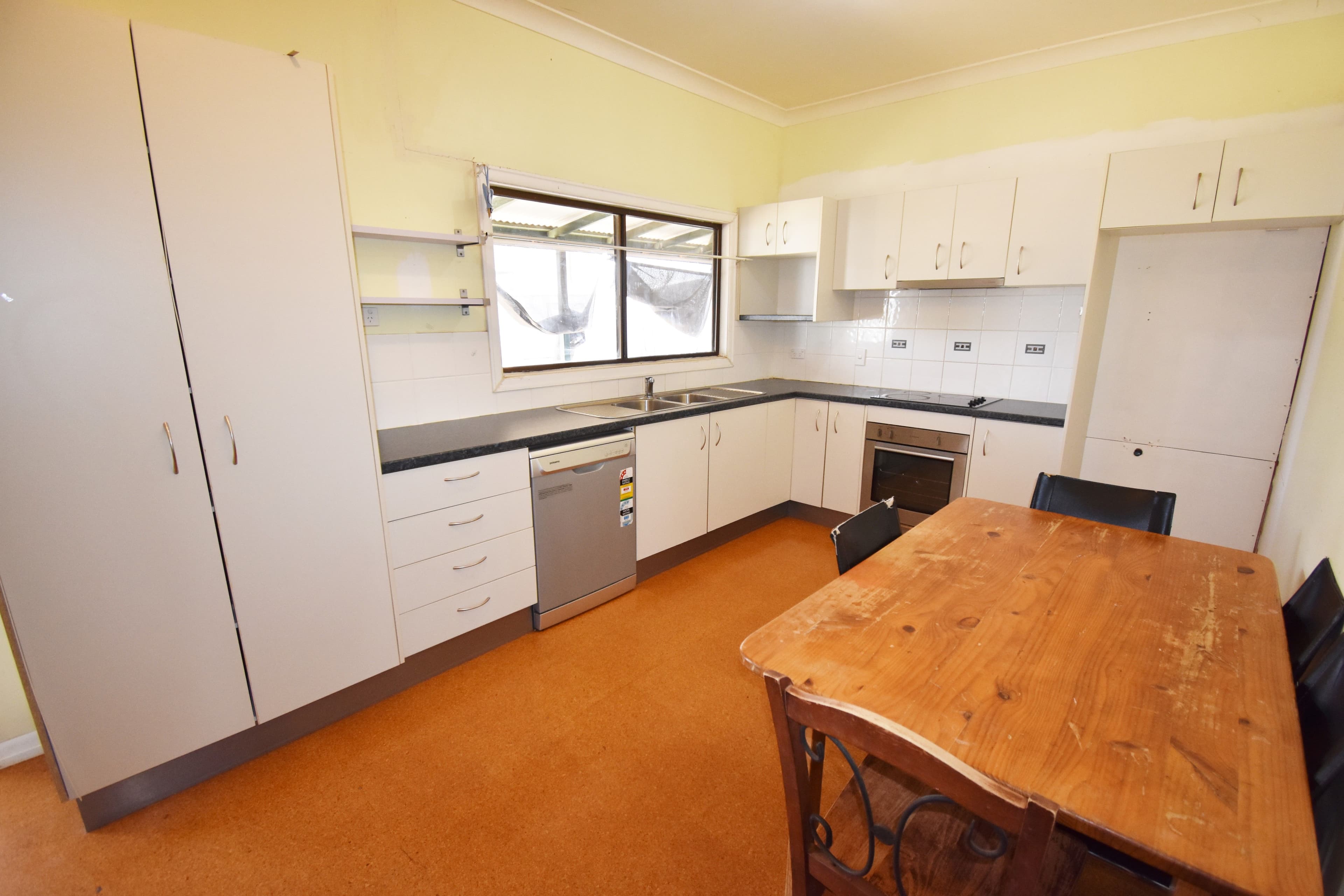 74-76 Mitchell Street, Ilfracombe QLD 4727, Ilfracombe - Thumbnail 4
