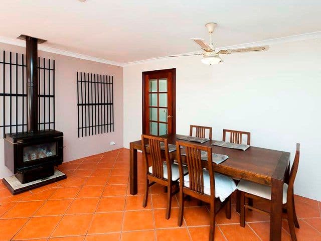 4 Triefus Lane, CANNING VALE WA 6155, Canning Vale - Thumbnail 5