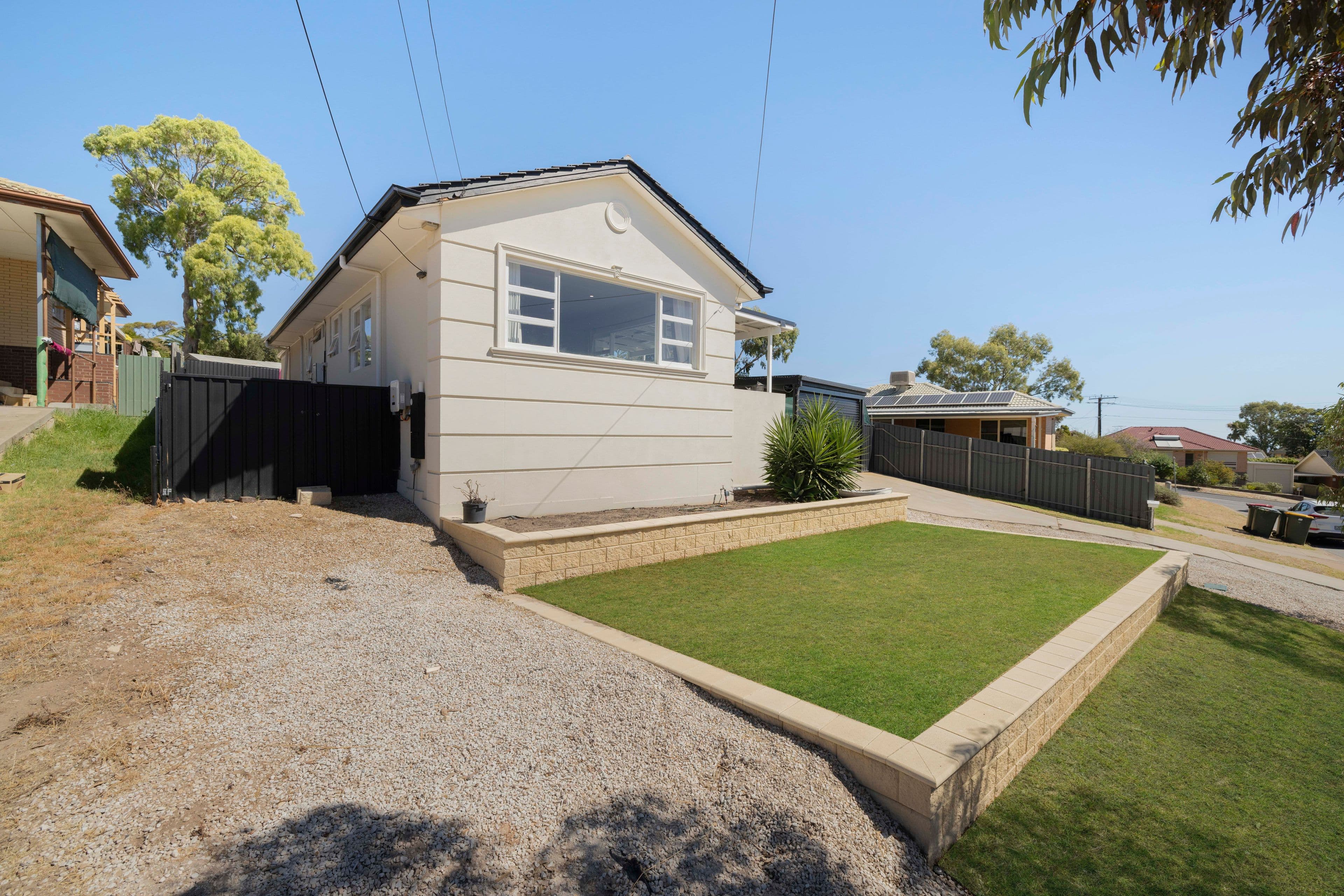 12 Hinton Avenue, Para Hills SA 5096, Para Hills - Thumbnail 2
