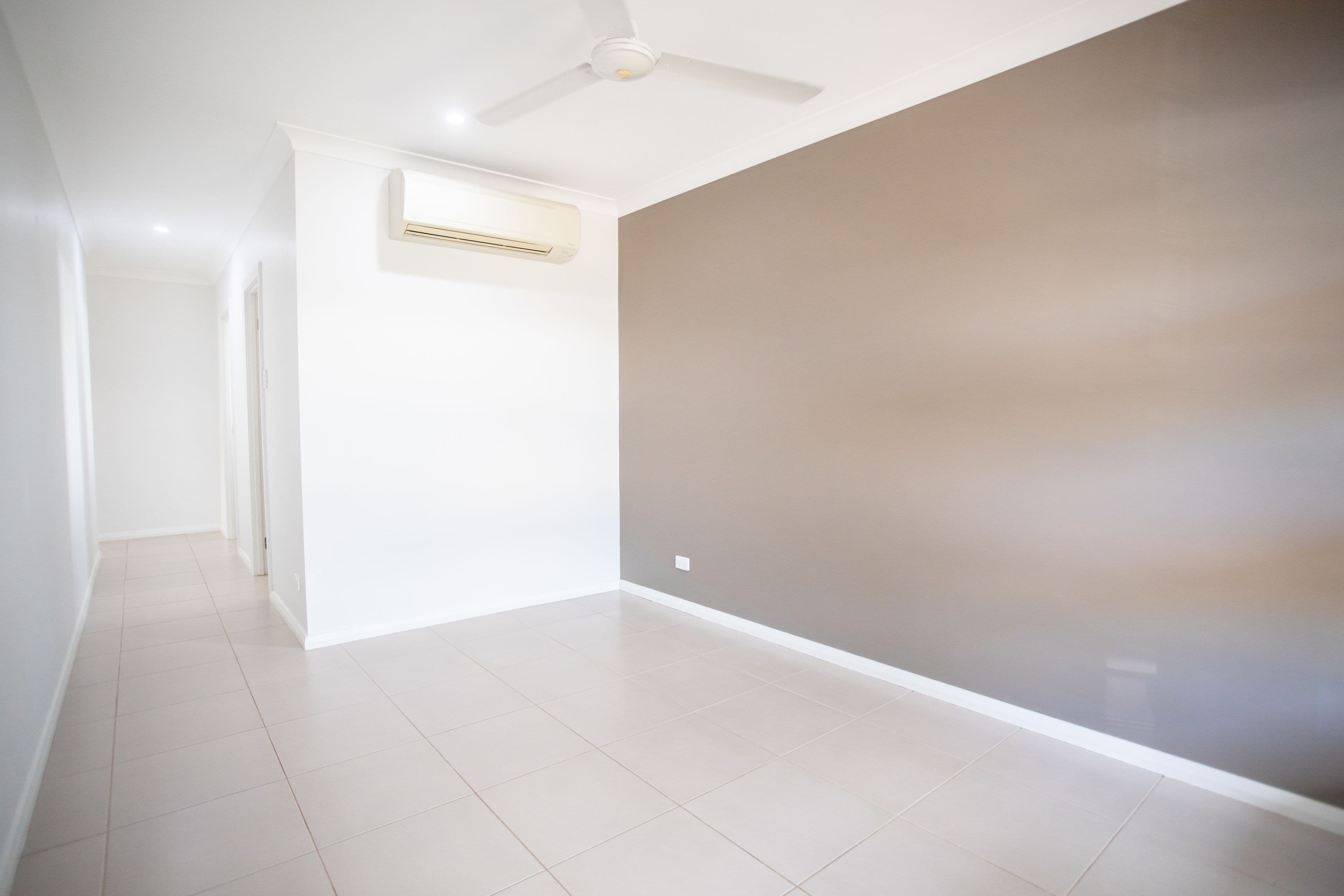 28 Myrtlewood Crescent, Zuccoli NT 0832, Zuccoli - Thumbnail 3