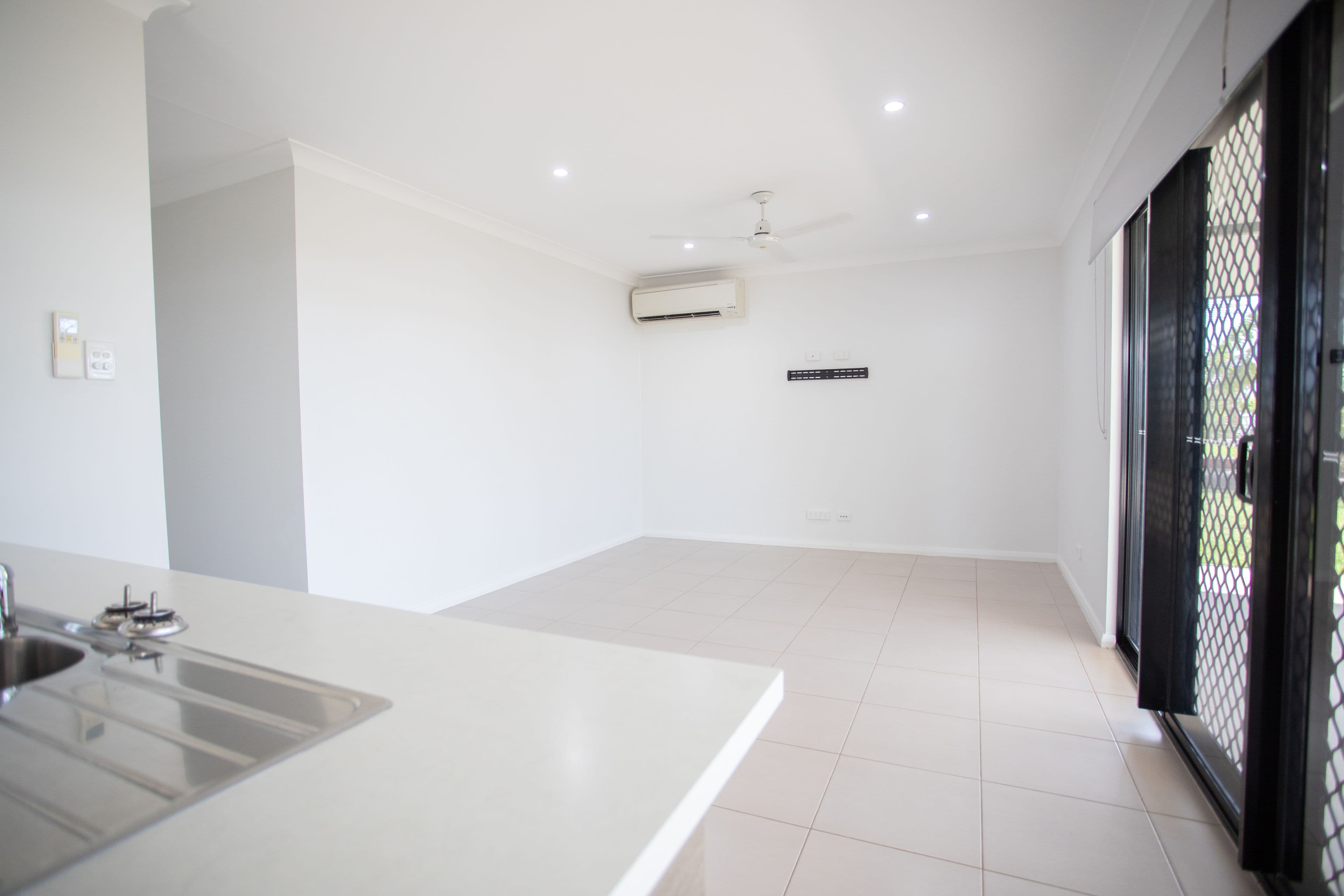 28 Myrtlewood Crescent, Zuccoli NT 0832, Zuccoli - Thumbnail 5