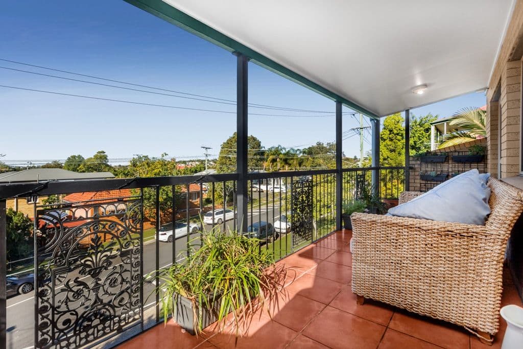 4 Woodland Street, Ashgrove QLD 4060, Ashgrove - Thumbnail 3