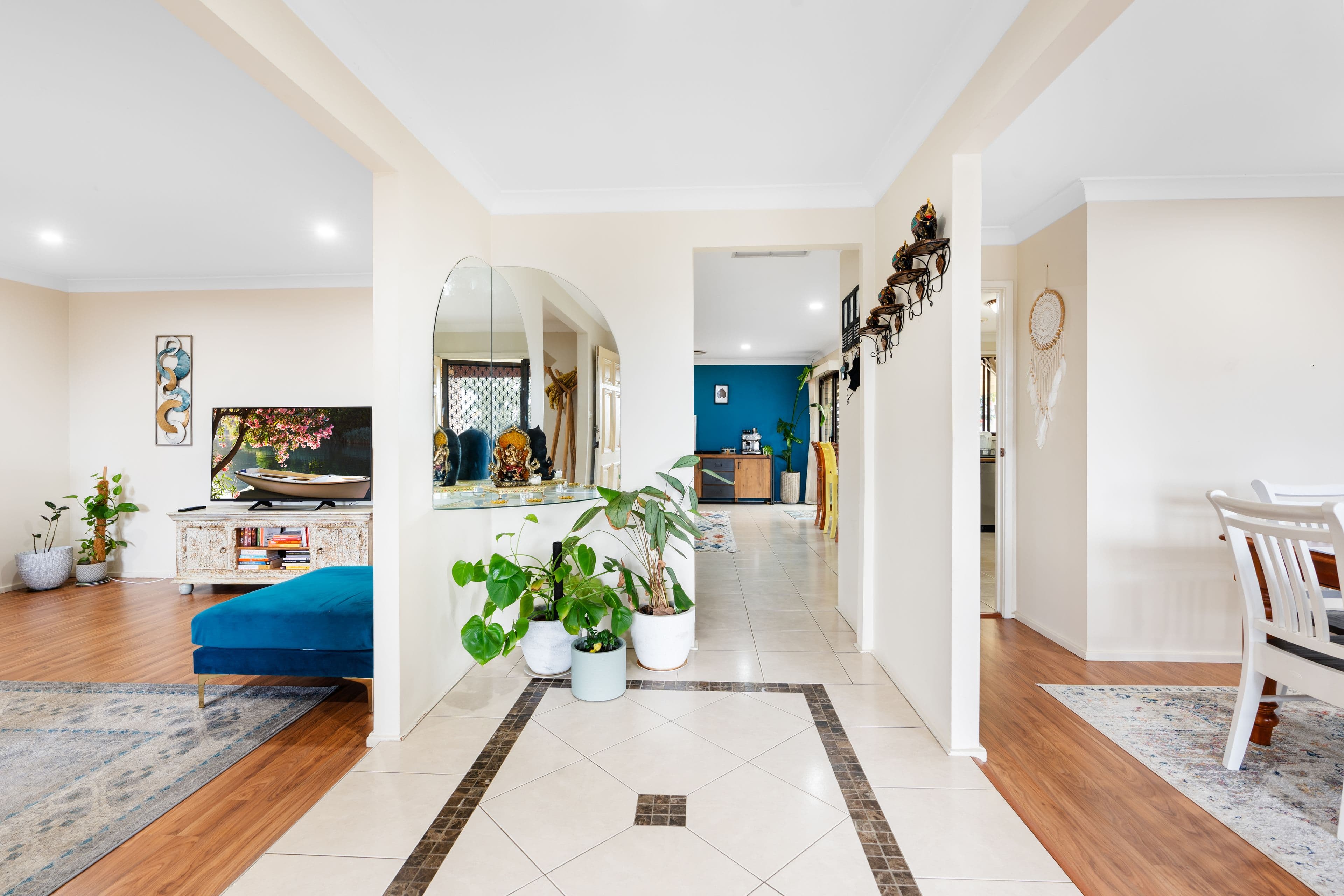 4 Haslewood Place, Hinchinbrook NSW 2168, Hinchinbrook - Thumbnail 2