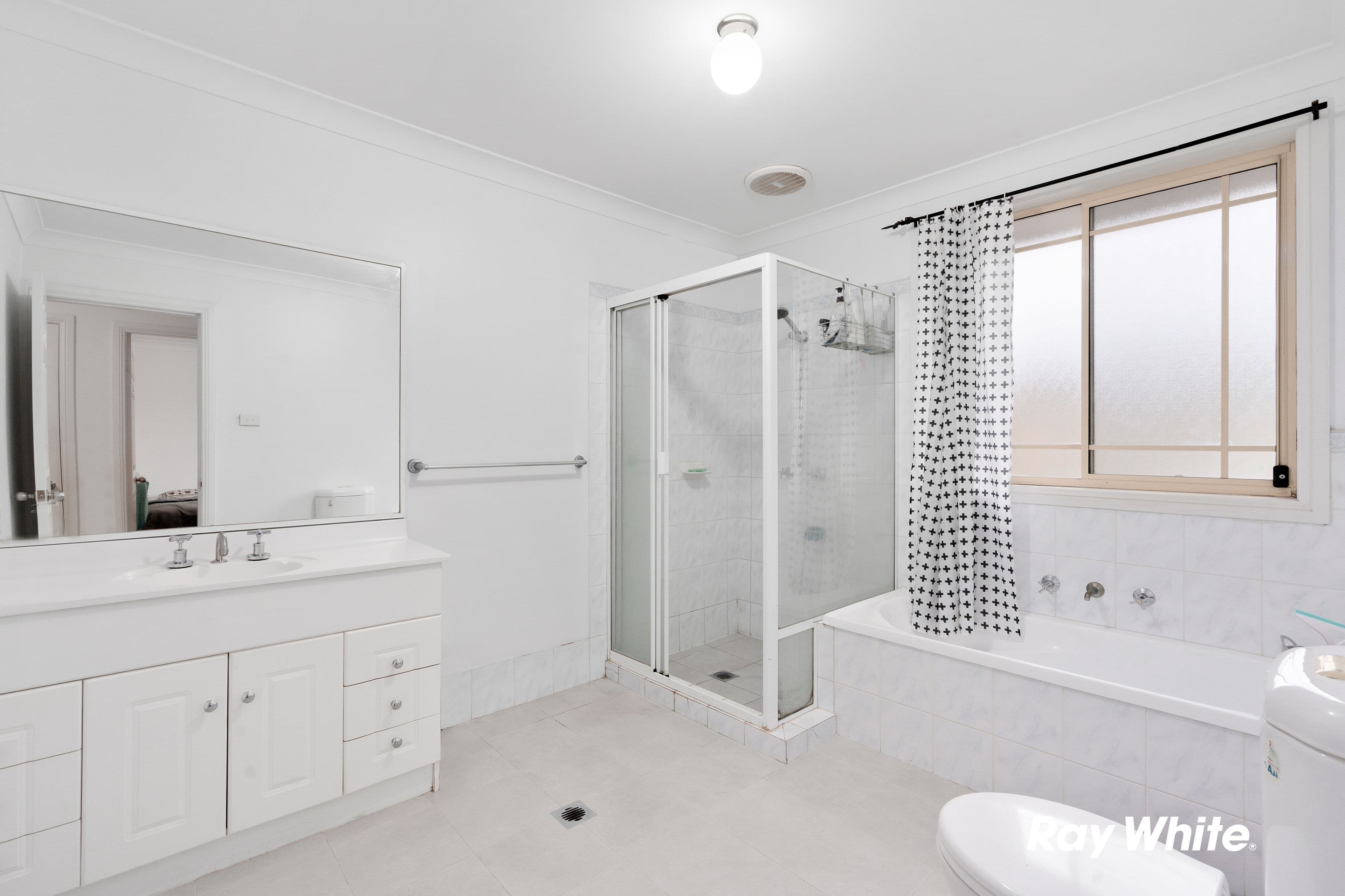 20 Hillcrest Road, Quakers Hill NSW 2763, Quakers Hill - Thumbnail 6