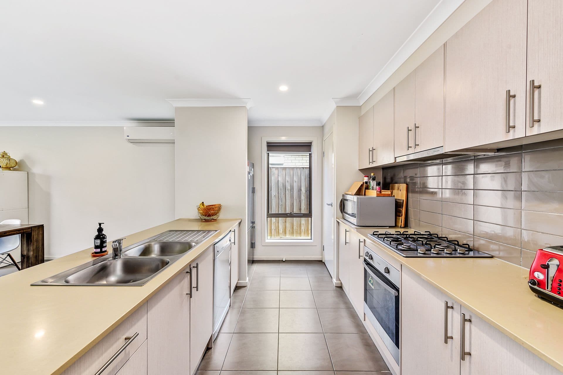 6 Satsuma Avenue, Berwick VIC 3806, Berwick - Thumbnail 3