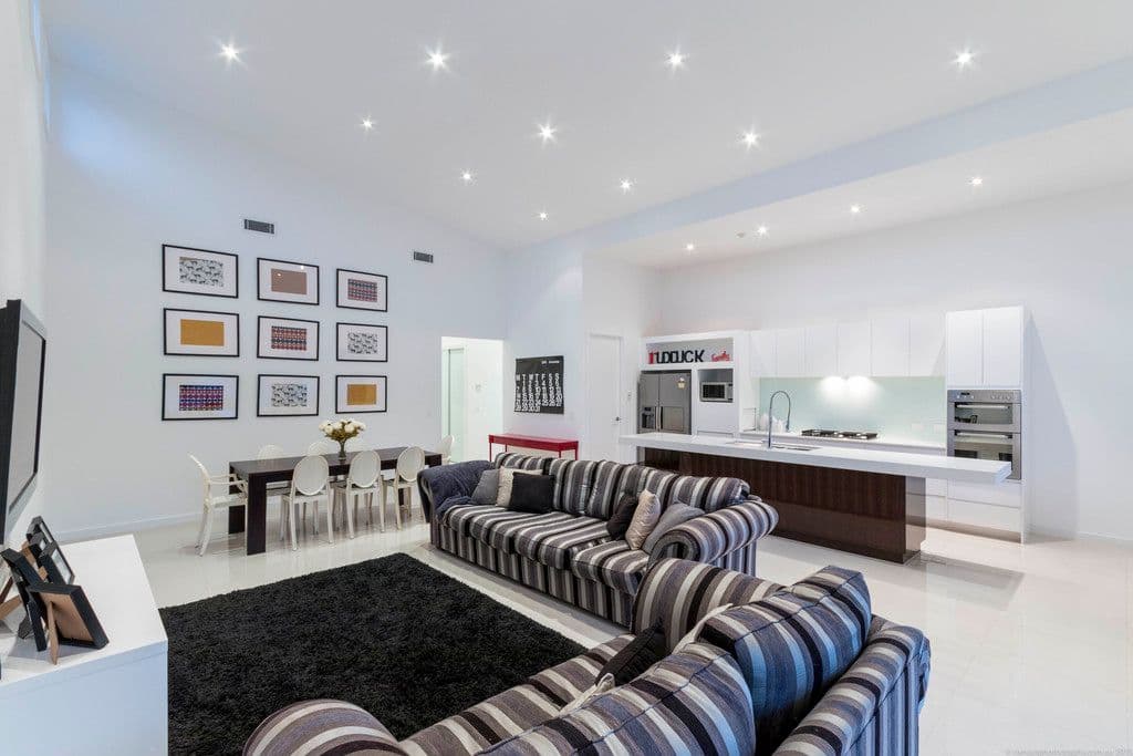 3017 Hillside Walk, Sanctuary Cove QLD 4212, Sanctuary Cove - Thumbnail 2