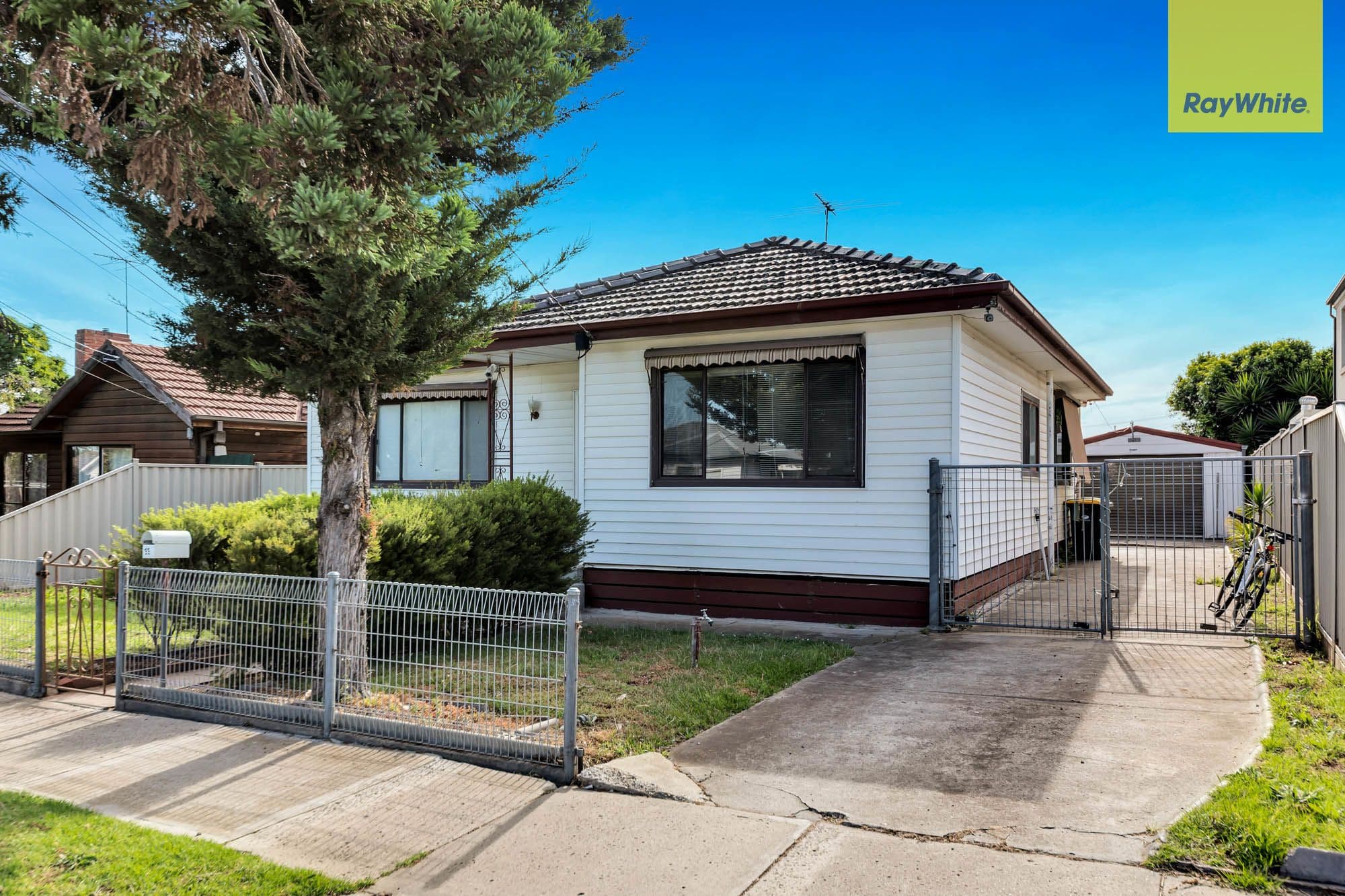 11 Vincent Avenue, St Albans VIC 3021, St Albans - Image 1