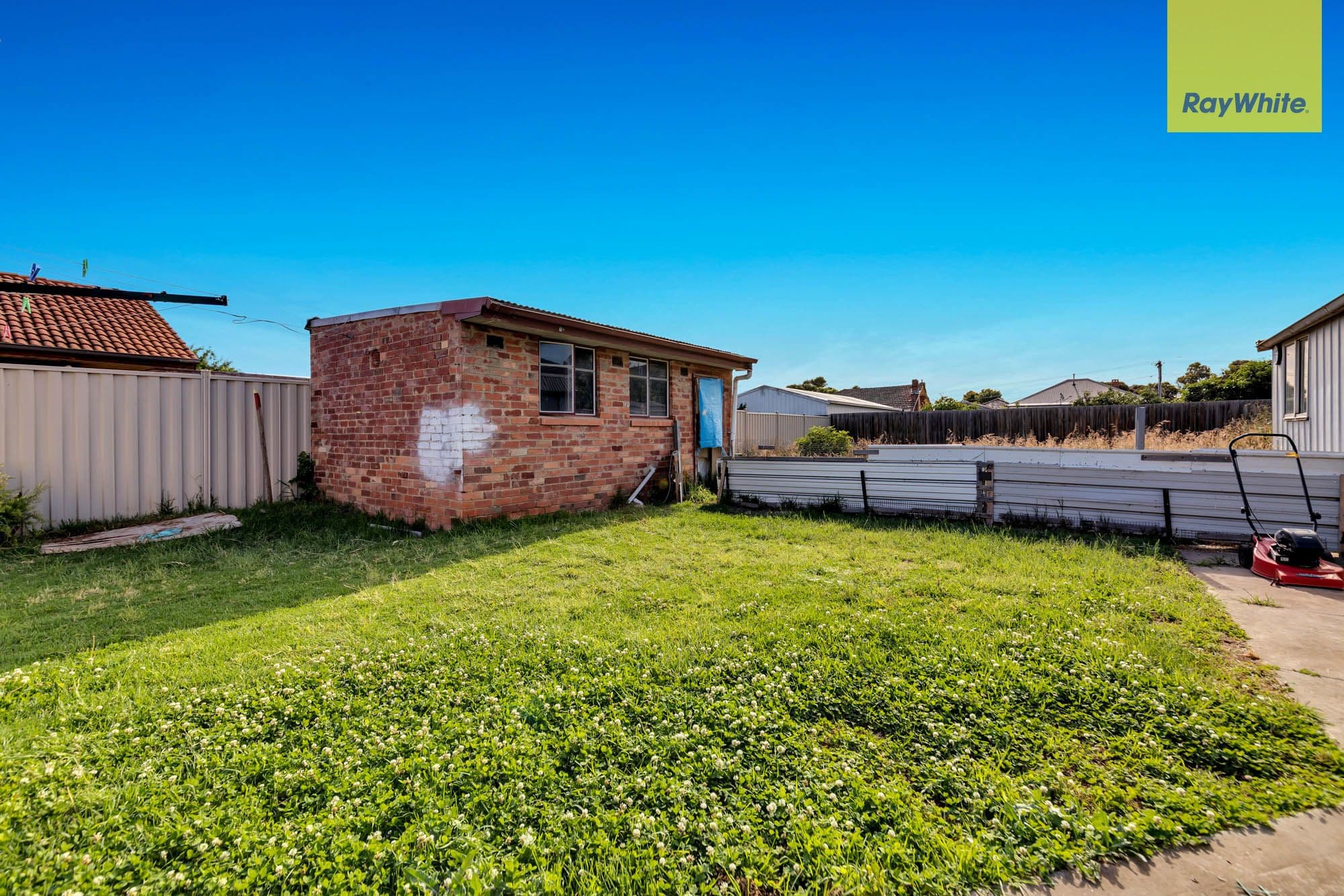 11 Vincent Avenue, St Albans VIC 3021, St Albans - Thumbnail 6