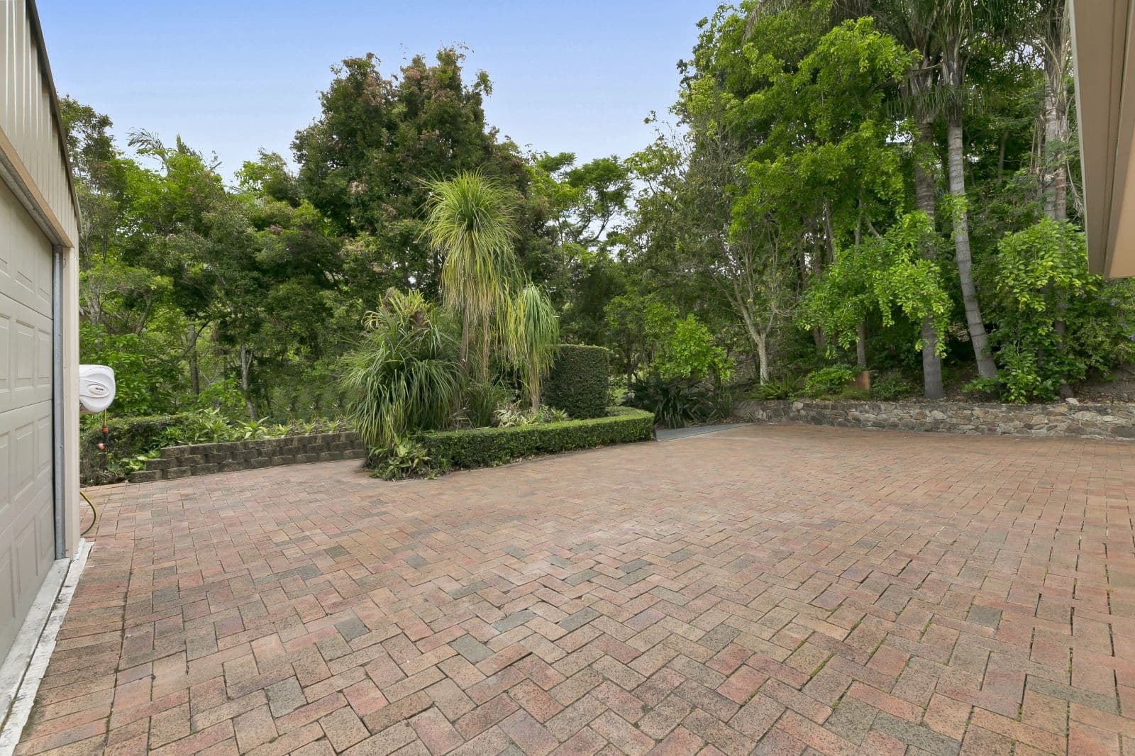 54 Gardenia Drive, Bonogin QLD 4213, Bonogin - Thumbnail 4